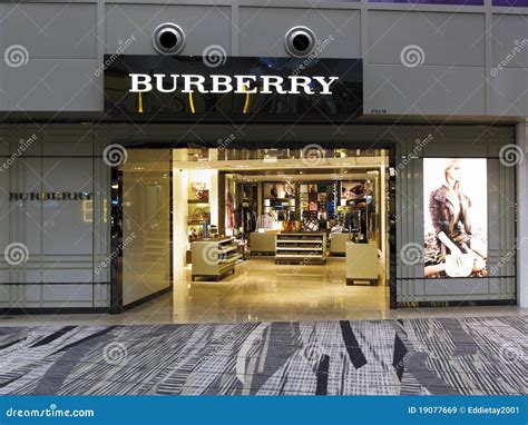 burberry outlet locations